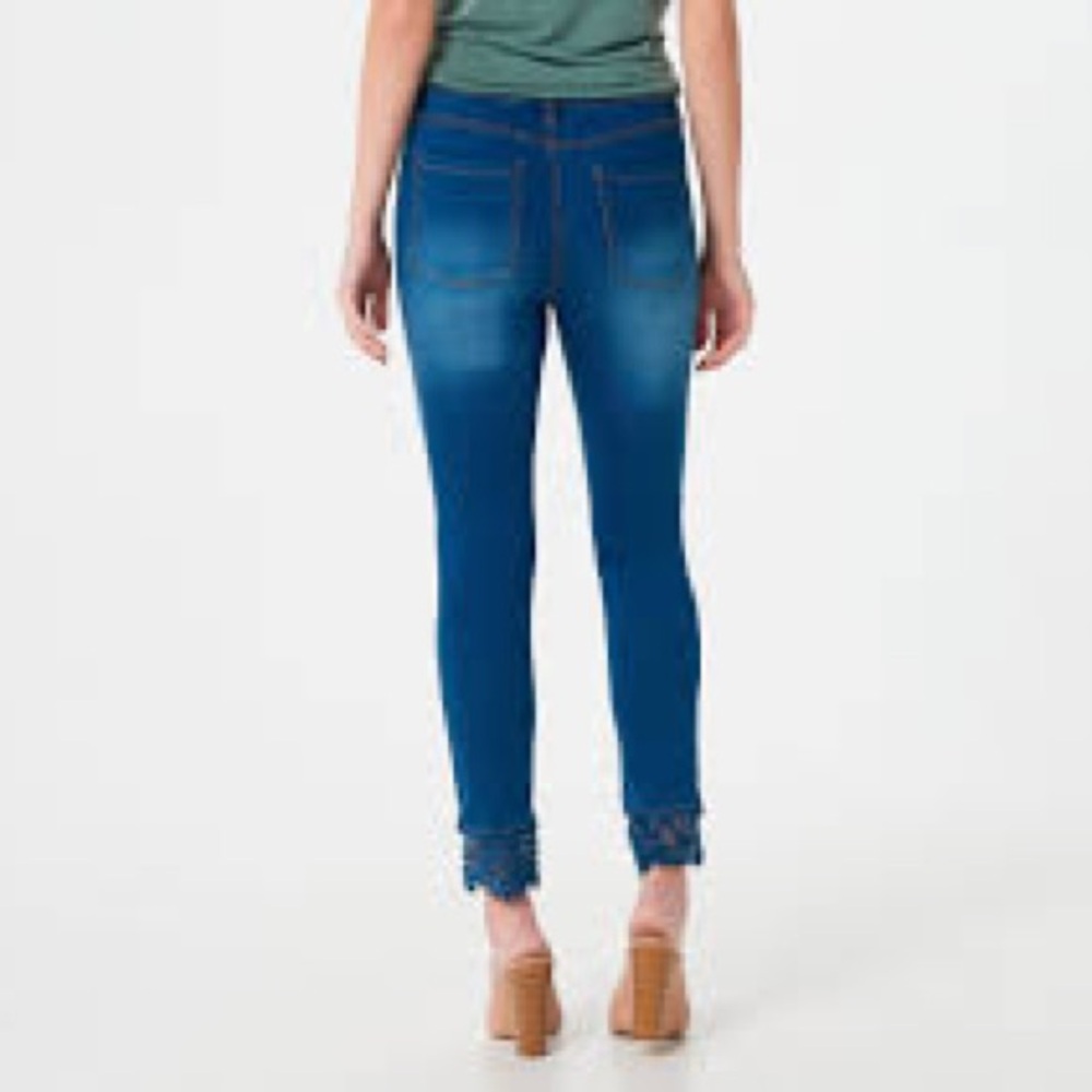 Haute Hippie Tribe Mid-Rise Women's Denim Jeans with Lace Hem Size 2 - Picture 2 of 8